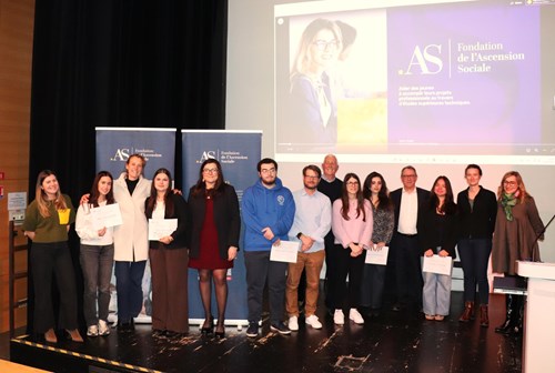  Remise des bourses à Aix en Provence